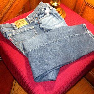 *** LEVI STRAUSS *** No. 514  JEANS  38 / 32